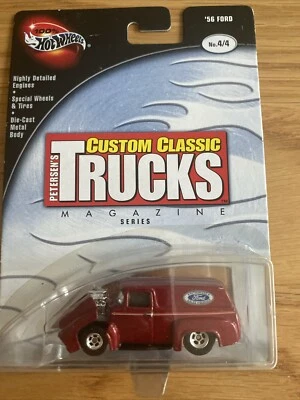 Revista Hot Wheels Preferred Custom Classic Trucks Serie '56 Ford B5 Foto 1 de 4