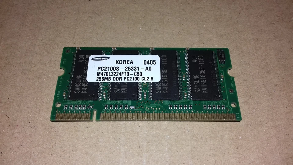 256MB PC2100S RAM Laptop Samsung M470L3224FT0-CB0 DDR SO-DIMM 200pins 266MHz - Imagen 1 de 1
