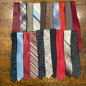 Lotto di 15 cravatte da collo uomo firmate 100% seta poliestere cravatte vintage (B5) - Foto 1 di 11
