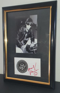 MARKY RAMONE - HAND SIGNED CARD WITH COA - FRAMED DISPLAY THE RAMONES