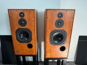 Harbeth Super HL5 High End Kompaktlautsprecher in Kirsche + Stands - Picture 1 of 20