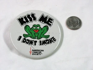 Vintage Kiss Me I Don't Smoke American Cancer Society Lapel Pin - Picture 1 of 4