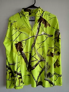 Legendary Whitetails Womens Size L Neon Realtree Long Sleeve 1/4 Zip Pullover - Picture 1 of 4