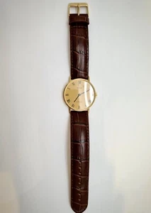 Montres mécanique en or jaune 18 carats 30,56g 3,3cm 1610€ - Picture 1 of 9