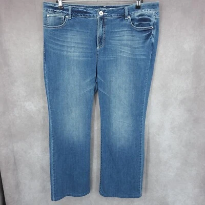 Pantalones de mezclilla Inc International Concepts para mujer 20 azules corte bota pierna lavado medio elásticos Foto 1 de 4