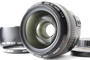 Canon EF 28mm f/1.8 USM Wide Angle Lens w/Caps Filter Hood Near Mint From JAPAN - Picture 1 of 13