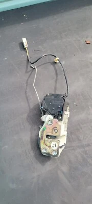 1994-2001 ACURA INTEGRA ЗАМКИ ЗАМОК ПРИВОД ДВЕРИ ЗАЩЕЛКА 2 ДВЕРИ пассажира справа - Изображение 1 из 4