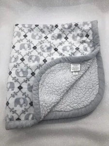 Blankets & Beyond Elephant Gray Grey Baby Blanket Security Lovey Plush 2016 - Picture 1 of 11