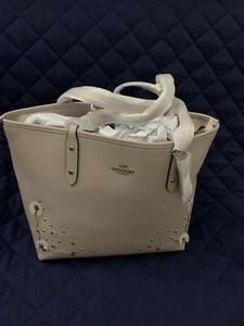 Coach Geldbörse Kristallnieten City Tragetasche Tasche grau Birke neu mit Etikett - wirklich hellbraun $ 378 - Bild 1 von 6