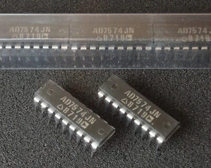 Qty 2: AD7574JN Analog Devices 8-Bit A-to-D Converter A/D NOS AD7574KNZ - Picture 1 of 3