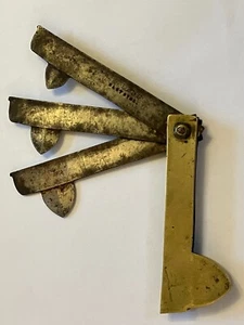 Antique Blood Letting Brass VETS FLEAMS Very Good Good Condition - Picture 1 of 4