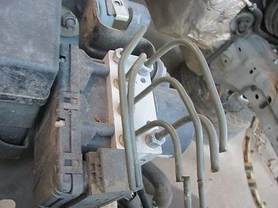 2000 2001 2002 年林肯 LS ABS PUMP 模块 1W43-2C219-AD — 第 1/2 张图片