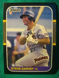 1987 Donruss #81-Steve Garvey-San Diego Padres-#3177 - Picture 1 of 2