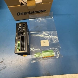 New In Box ORIENTAL MOTOR AZD-KD Stepping Motor Drive - Picture 1 of 3