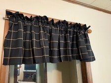 Hiends Ashbury Rod Pocket Valance 84 W x 18 L Black Multi