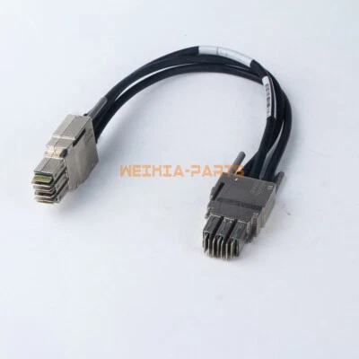 Used One CISCO STACK-T1-50CM V01 cable - Image 1 of 4
