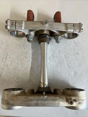 2002 honda crf450r тройной зажим - Изображение 1 из 4