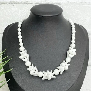 Vintage 60’s Japan White Milk Glass Abstract Mid Century Modern Beaded Necklace - Picture 1 of 7