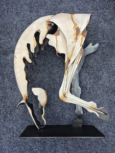 Handmade Horse Statue, Elegant Rustic Home Decor, Modern Metal Sculpture Crafts - Picture 1 of 6