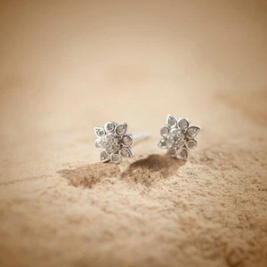 $399- NATURAL DIAMOND FASHION STAR HALO STYLE EARRING STUDS- SS/14KPL 925 - Picture 1 of 3