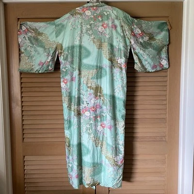 Bata Kimono Japonesa De Colección Mujer Verde Menta Pastel Floral, Preciosa Antigua  Foto 1 de 4