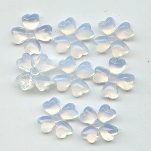 6 VINTAGE GLASS WHITE OPAL 15mm. FLOWER CLOVER CAMEO PLAQUES 6942 - Picture 1 of 1