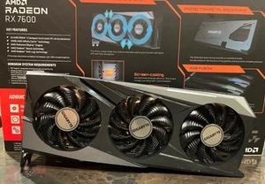 GIGABYTE Radeon RX 7600 GAMING OC 8GB GDDR6 Graphics Card 3x Fans Windforce Used - Afbeelding 1 van 4