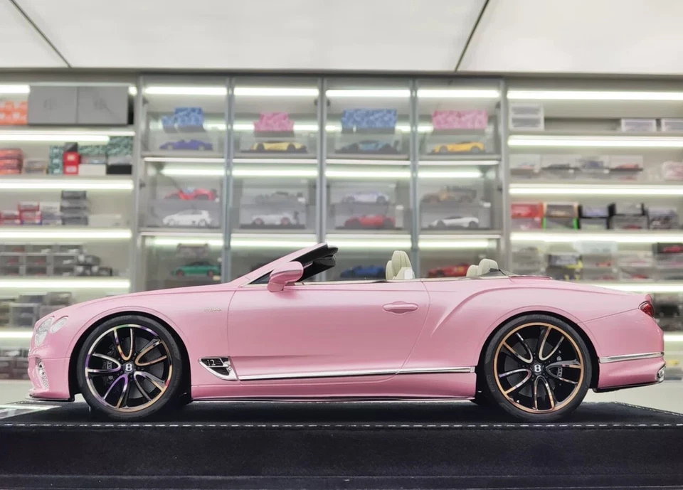 Bentley Continental GTC Speed Edition (Rosa) [H&H] escala 1:18 Foto 1 de 4
