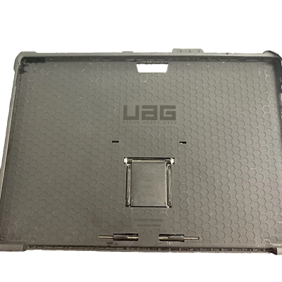 Funda Urban Armor Gear para Microsoft Surface Pro 4, 5, 6, 7, 7+ UAG-SFPRO4-BLK-VP Foto 1 de 3