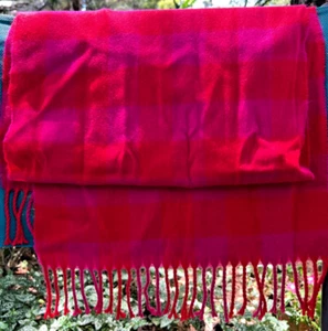 Bufanda larga con flecos rectangulares tejida lana roja rosa American Eagle 2011 vintage ¡NUEVA! - Imagen 1 de 3