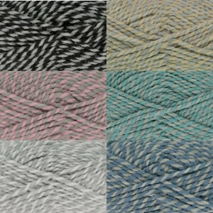 King Cole Timeless Classic super klobig - 100 g - 90 % Premium Acryl 10 % Alpaka - Bild 1 von 7