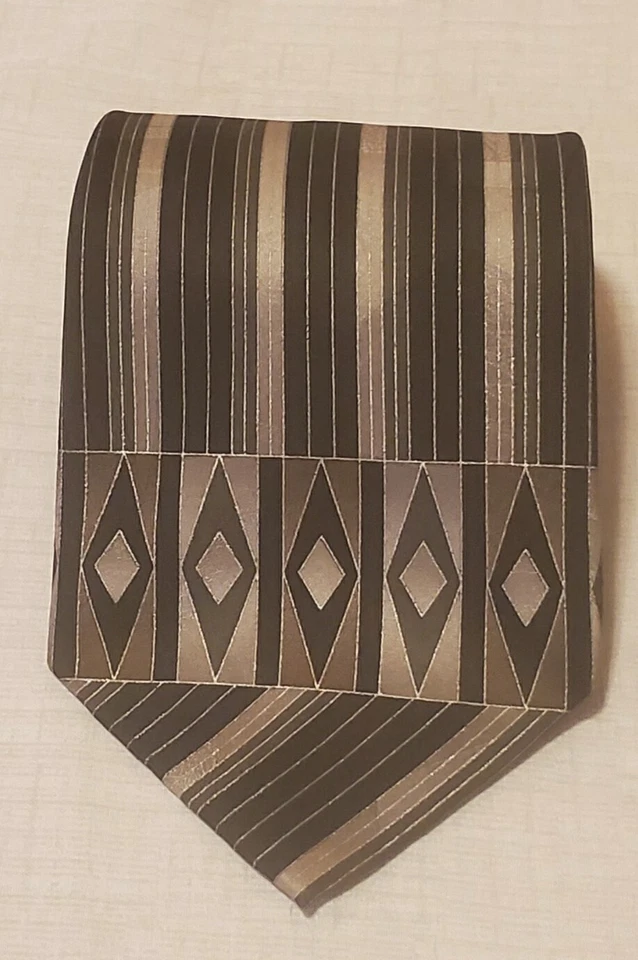 Pierre Cardin Mens Necktie  Black/Silver Striped 100%Silk L 59" W 4.5" Pre-owned - Image 1 of 4