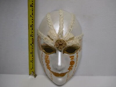 Beautiful Lady's Face Paper Mache. Gold and white - Image 1 of 3