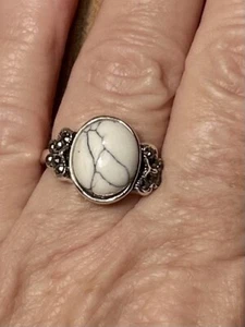 Magnesite Fashion* Ring Size 7.25 Tiny Side Cluster Crystals (Butterflies) - Picture 1 of 3