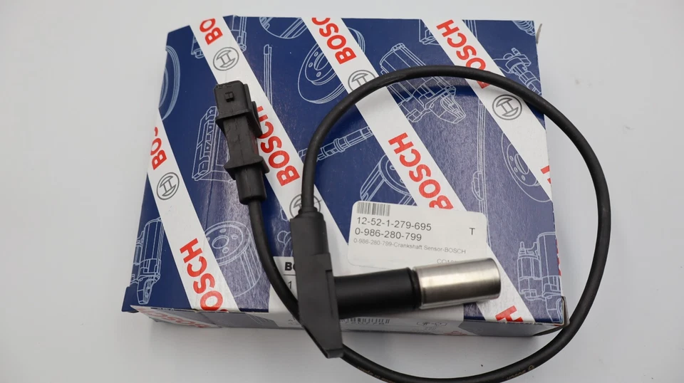 Sensor de referencia de posición del cigüeñal del motor Porsche 924 / 928 / 944 / 968 NUEVO Foto 1 de 3