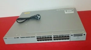 Cisco WS-C3850-24PW-S - PoE Gigabit Switch 24 Ports - IP Base + 10 AP license - Picture 1 of 2