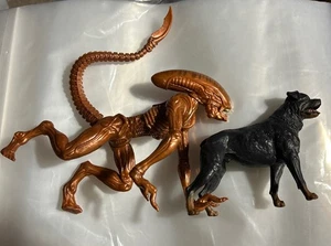 1 Lanard Alien 1 Dog Figur Xenomorph Runner Actionfigur (7") 2021 ohne Karton EUC! - Bild 1 von 15