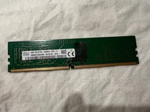 SK Hynix 4GB DDR4 3200MHz 1Rx16 PC4-3200AAHMA851U6DJR6N-XN - Afbeelding 1 van 2