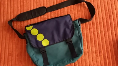 Bench Umhängetasche / Messenger Bag Schule Studium grün/blau mit gelben Kreisen - Bild 1 von 4