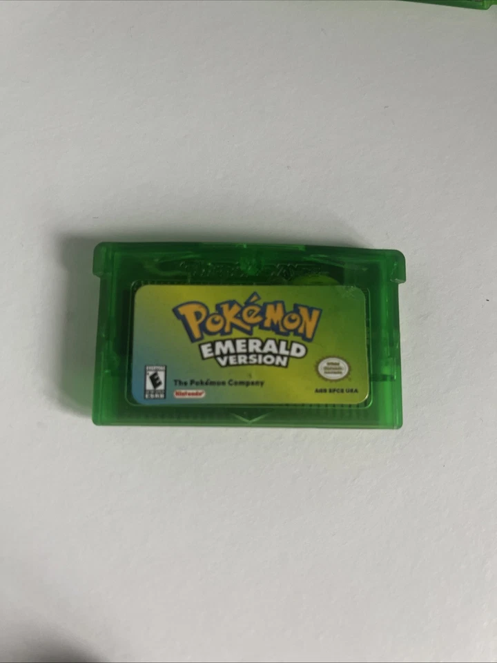 Pokémon: Emerald Version Nintendo Game Boy Advance - Image 1 of 1