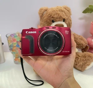Canon PowerShot SX700 HS Digital Camera 16MP 30x Optical Zoom Wi-Fi with Charger - Picture 1 of 6