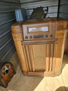 Firestone Air Cheif Radio - Picture 1 of 4