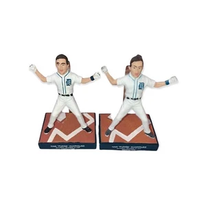 ACTION FIGURE Pudge Ivan Rodriguez Detroit Tigers 2014 Figure Major League MLB - Picture 1 of 5