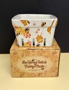 FAIRYLOOT: Berry Crate ~ Pattern Inspired By THE HONEY WITCH - Sydney J. Shields - Picture 1 of 12