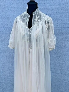 Vintage 60s Vanity Fair Off White & Pink Chiffon Lace Bridal Gown & Robe ❤️sj17j - Picture 1 of 12