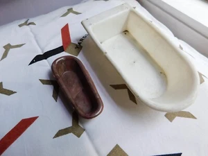 Vintage Plastic Toy Dolls Baths - Picture 1 of 2