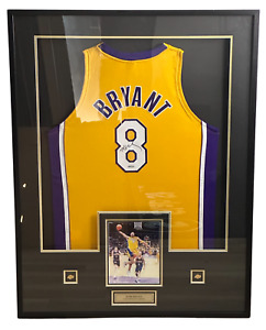 Kobe Bryant LA Lakers Framed Autographed Jersey Frameworth COA