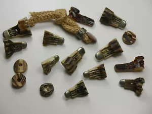 17 Stück Horn Trachtenknöpfe 4 d=20 mm 6 d=17 mm 3 d=14 mm 4 d=15 mm TK-III-15 - Bild 1 von 3