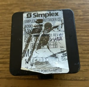 Simplex 4090-9001 Fire Alarm Monitor Module - Picture 1 of 2