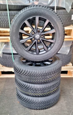 Satz Original Winterräder MG 3 EV MG3 MG 3 185 65 R15 Nokian Alu Schwarz Reifen - Bild 1 von 4
